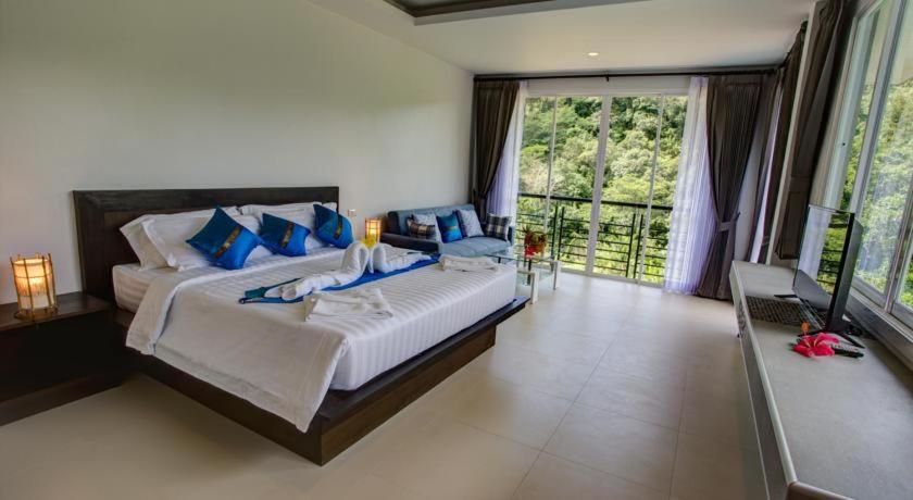 Kamala Amanah Hill Hotel Exterior photo
